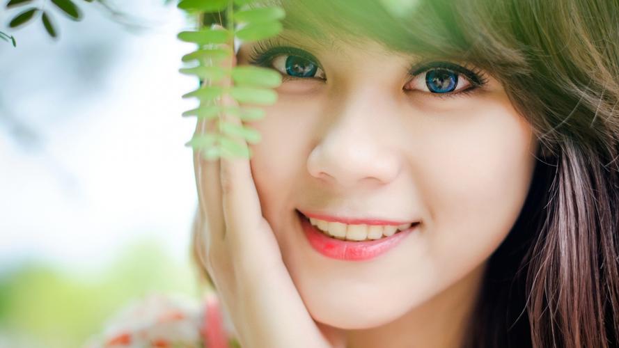 青啤优活饮用水官宣张艺兴为品牌代言人    “艺”起优活，焕“兴”出发